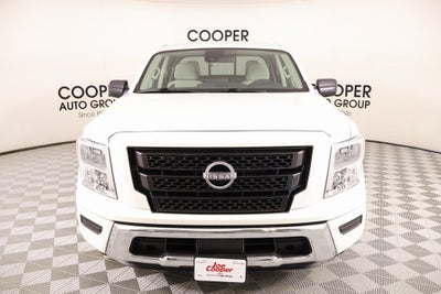 2024 Nissan TITAN SV