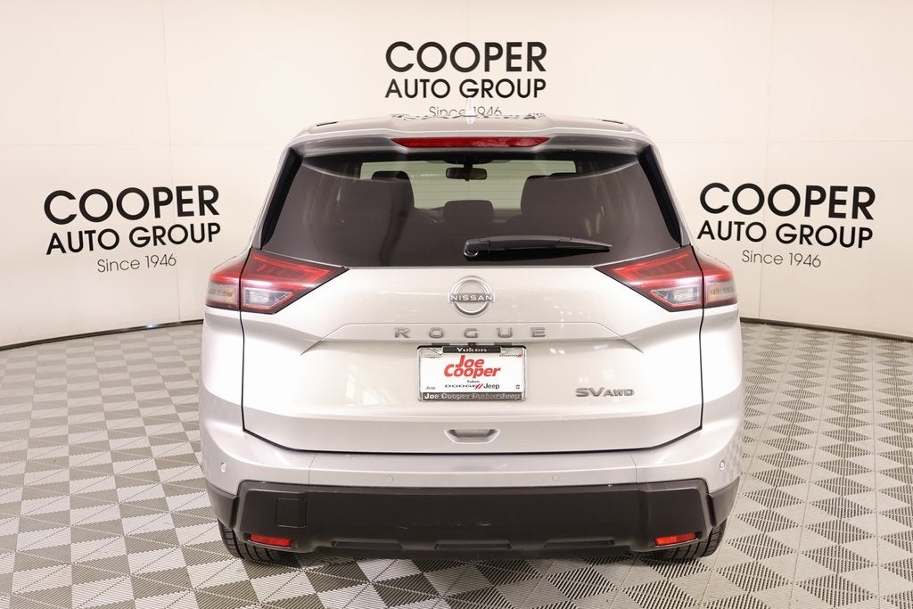 2024 Nissan Rogue SV