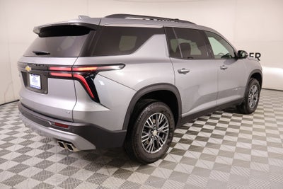 2024 Chevrolet Traverse LT