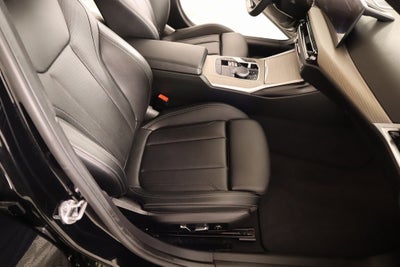 2025 BMW 3 Series 330i