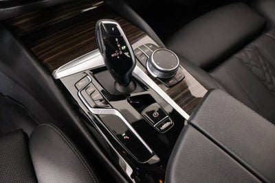 2023 BMW 5 Series 530i