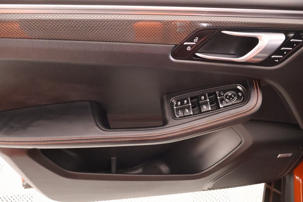 2025 Porsche Macan S