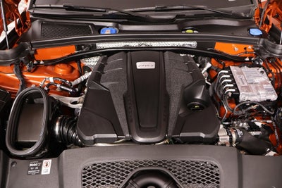 2025 Porsche Macan S