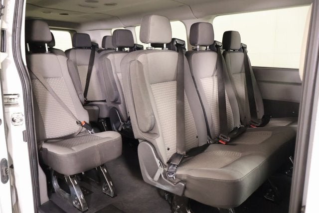 2023 Ford Transit Passenger Wagon XLT