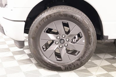 2024 Ford F-150 Lightning Flash