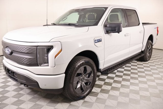 2024 Ford F-150 Lightning Flash