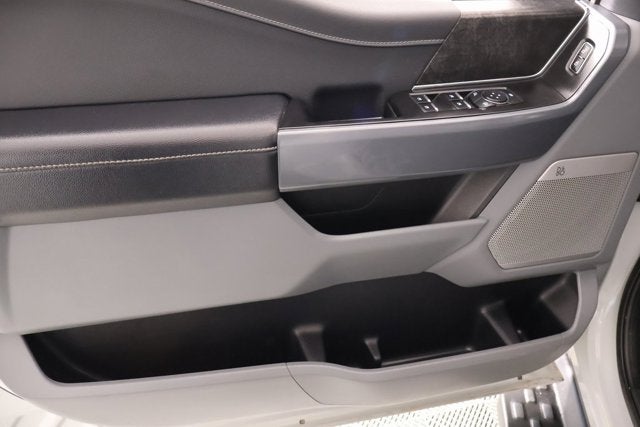 2024 Ford F-150 Lightning Flash