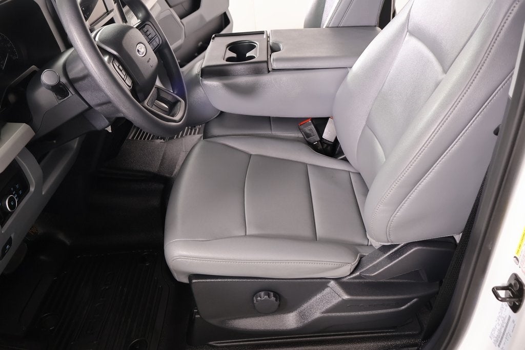 2025 Ford Super Duty F-350 DRW XL