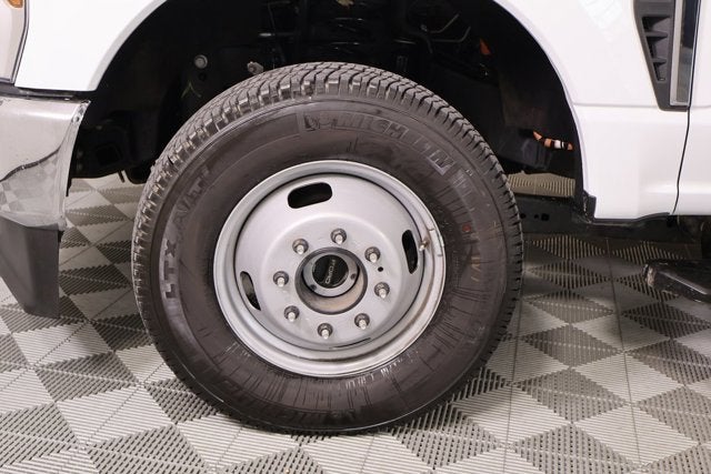 2025 Ford Super Duty F-350 DRW XL