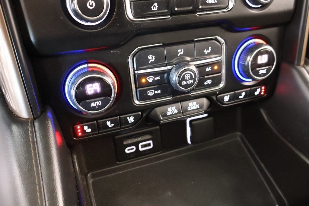 2021 Chevrolet Suburban High Country