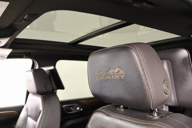 2021 Chevrolet Suburban High Country