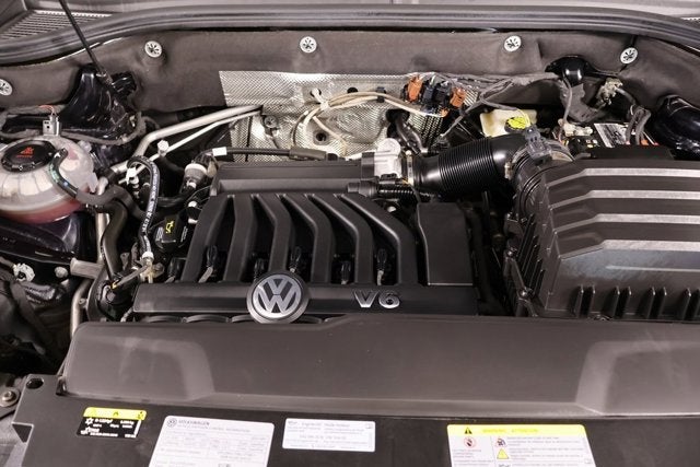 2023 Volkswagen Atlas Cross Sport 3.6L V6 SEL Premium R-Line