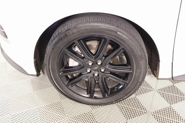 2022 Ford Edge ST Line