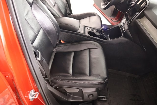 2023 Volvo XC40 Core