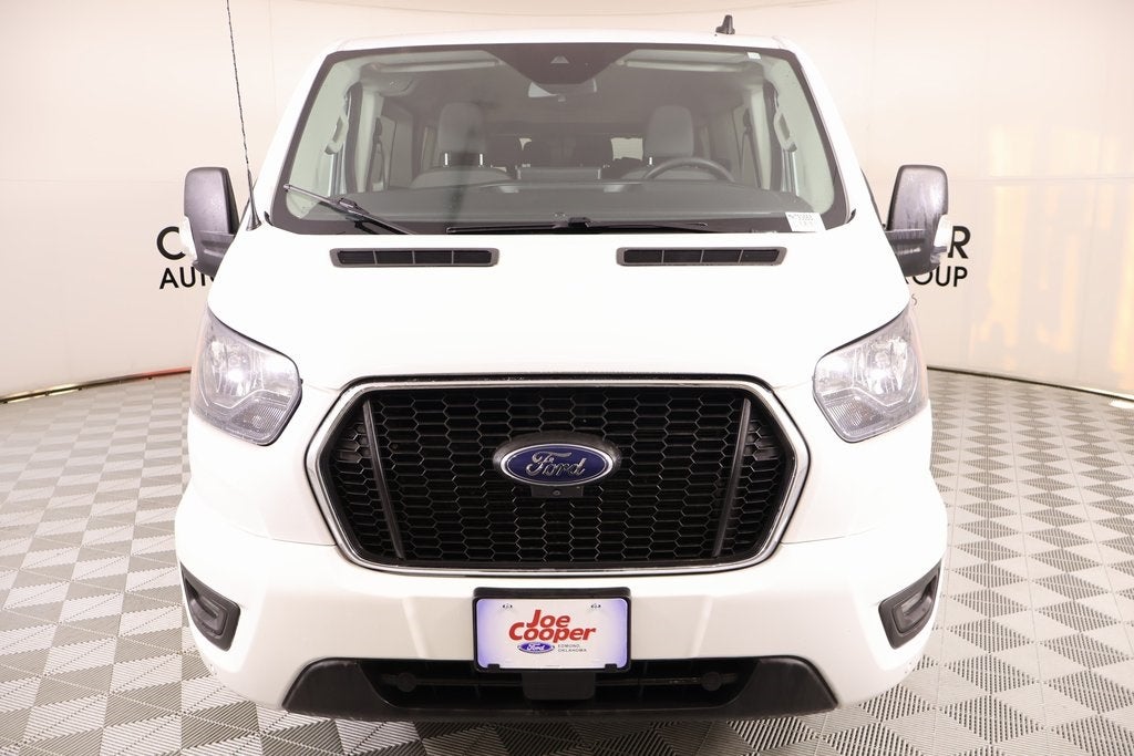 2023 Ford Transit Passenger Wagon XLT