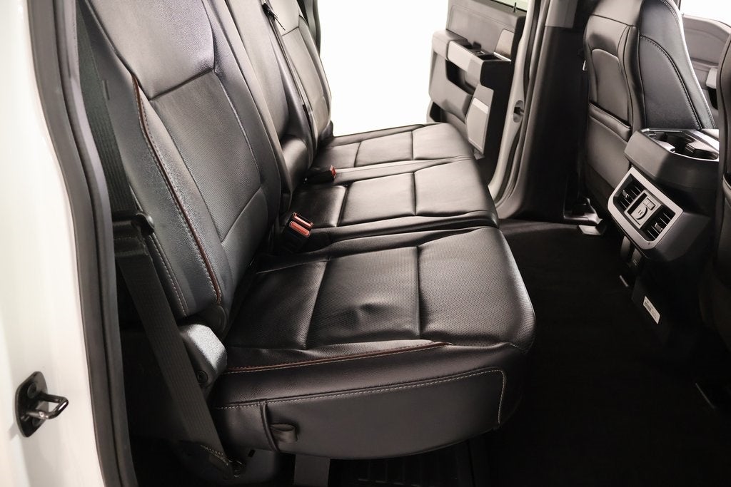 2024 Ford Super Duty F-350 DRW Lariat DRW