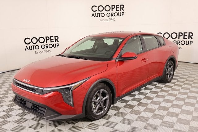 2025 Kia K4 LXS