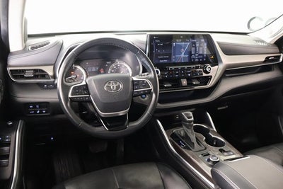 2022 Toyota Highlander Limited