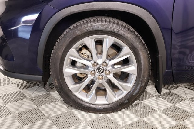 2022 Toyota Highlander Limited