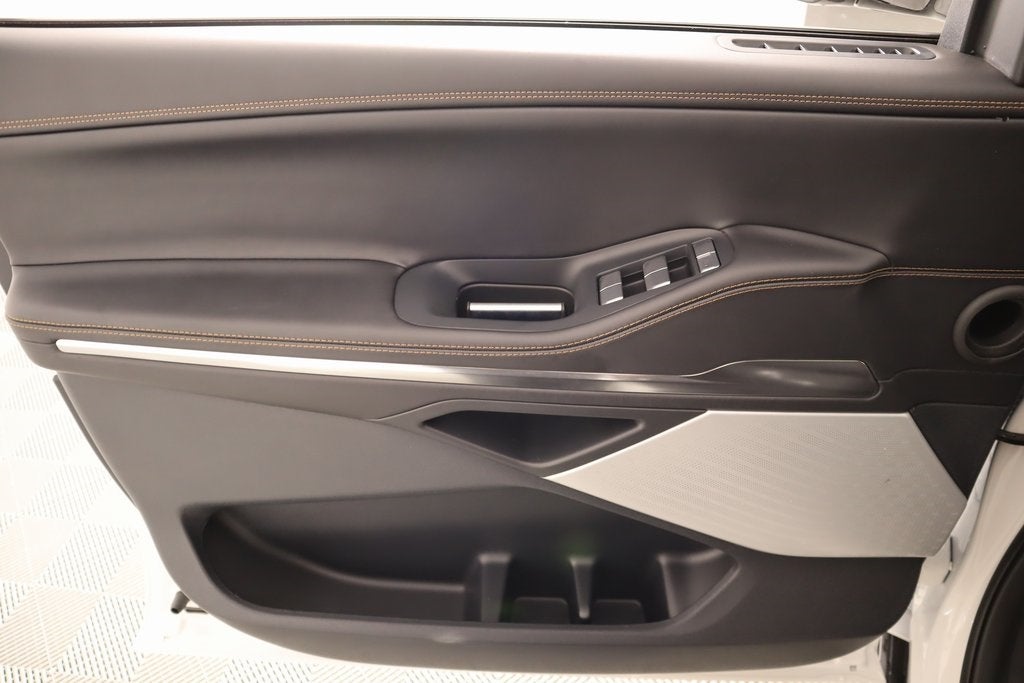 2025 Lincoln Navigator Black Label