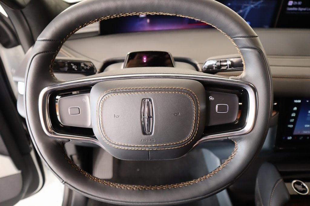 2025 Lincoln Navigator Black Label