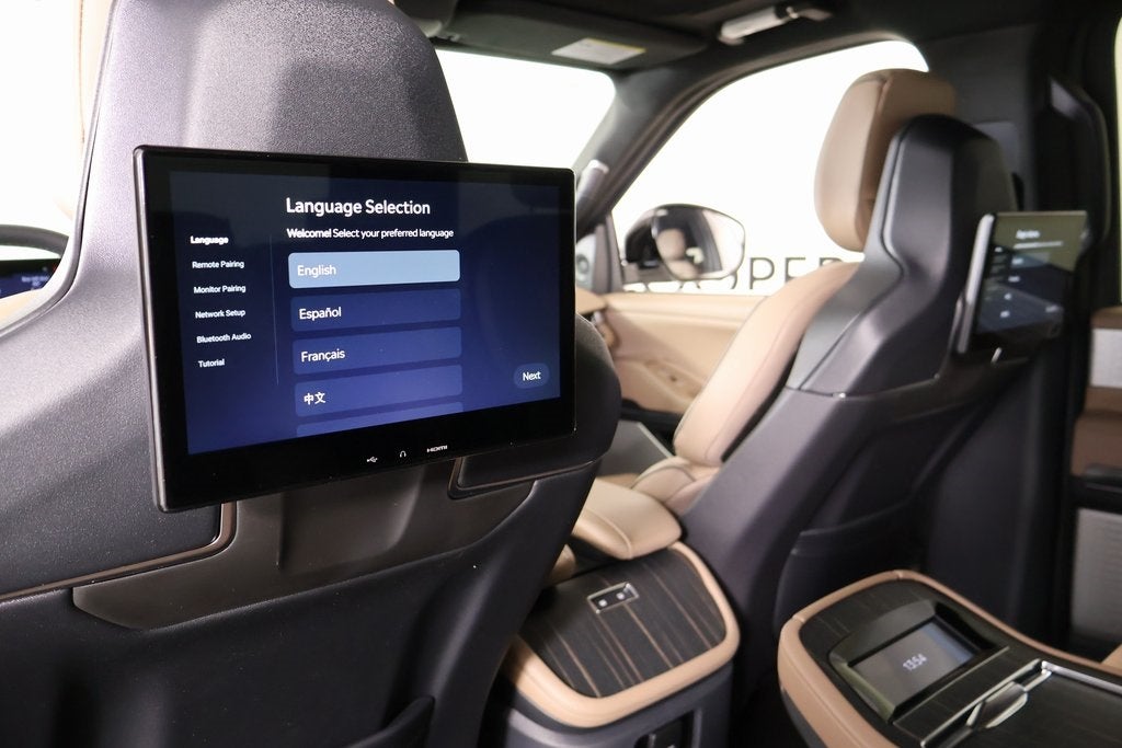 2025 Lincoln Navigator Black Label