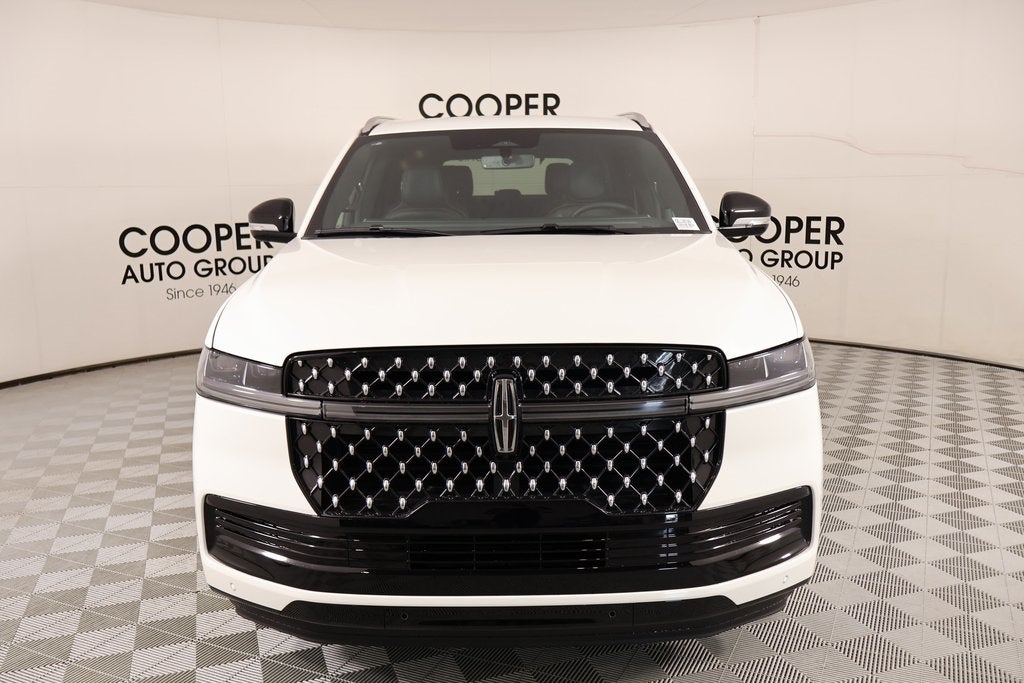 2025 Lincoln Navigator Black Label