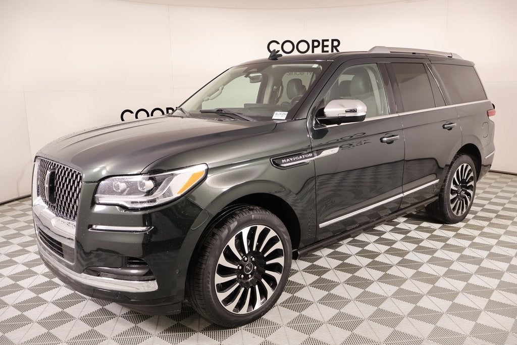 2022 Lincoln Navigator Black Label
