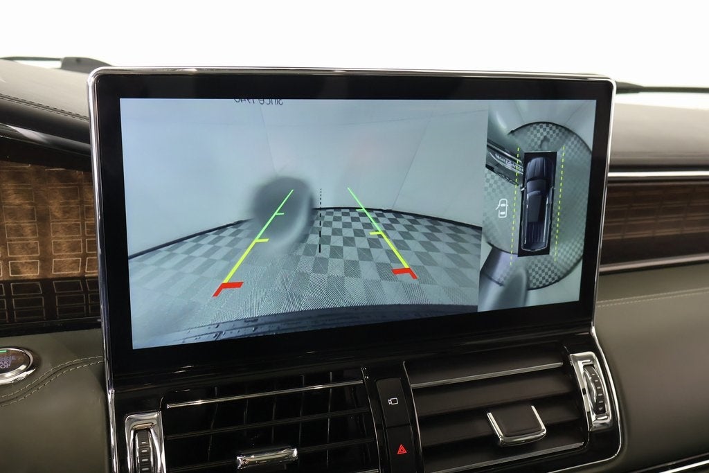 2022 Lincoln Navigator Black Label