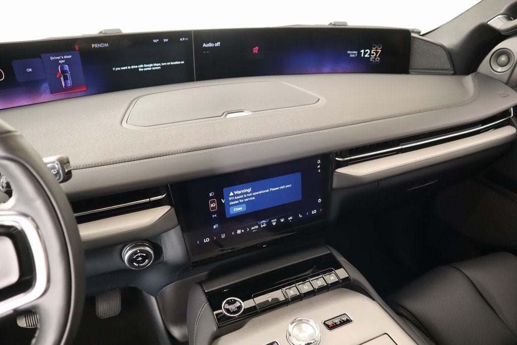 2025 Lincoln Navigator L Reserve