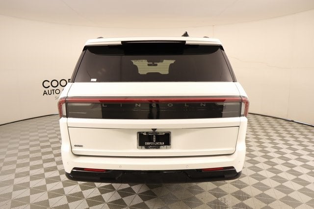 2025 Lincoln Navigator L Reserve
