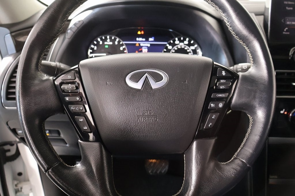 2023 INFINITI QX80 LUXE