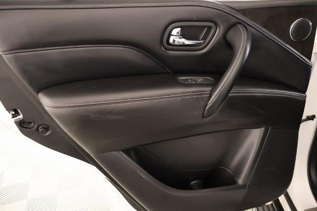 2023 INFINITI QX80 LUXE