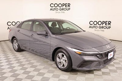 2024 Hyundai Elantra SE
