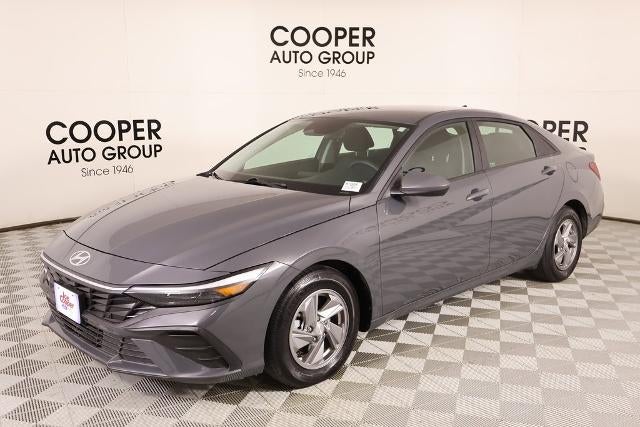 2024 Hyundai Elantra SE