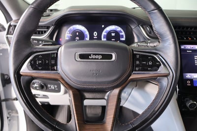 2022 Jeep Grand Cherokee Summit