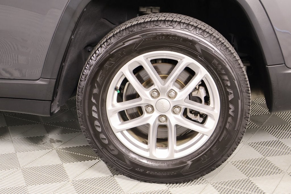 2021 Jeep Grand Cherokee L Laredo