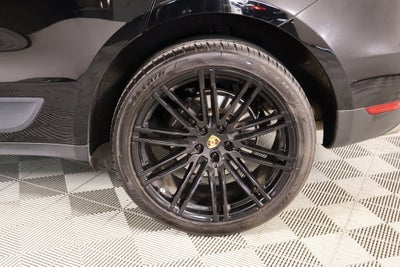 2018 Porsche Macan Base