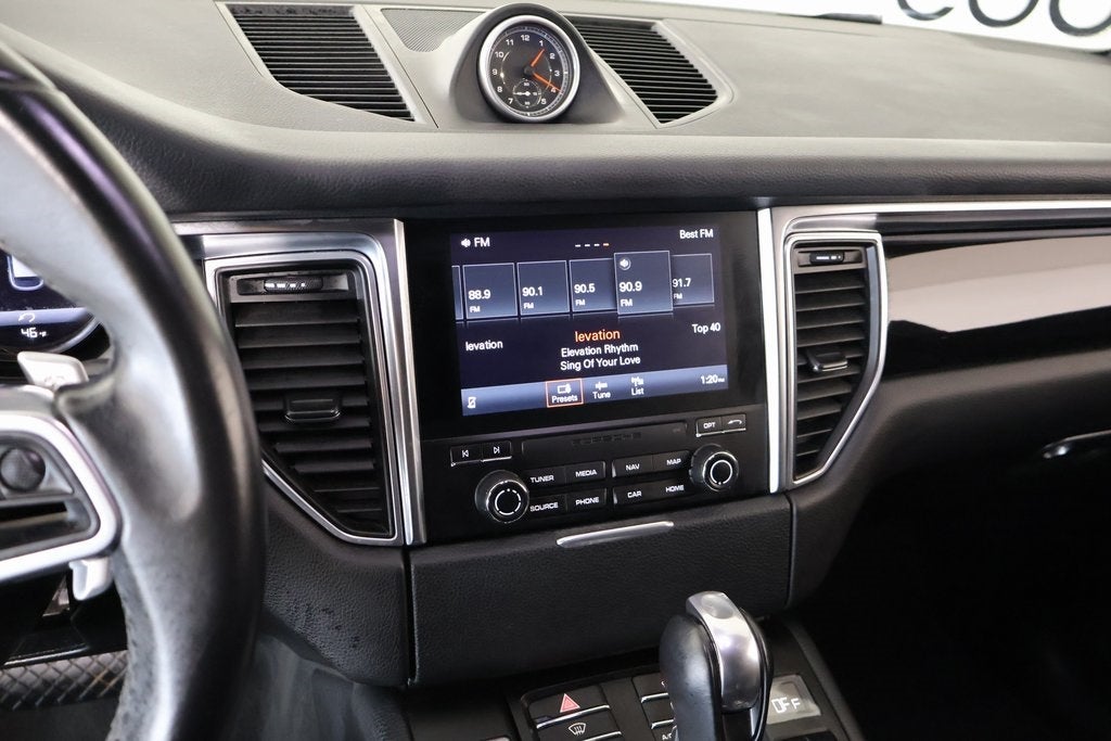 2018 Porsche Macan Base