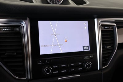 2018 Porsche Macan Base