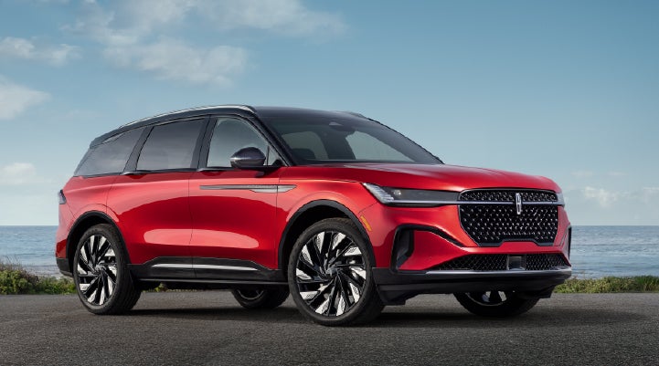 A 2026 Lincoln Nautilus® Reserve model is shown with the stylish available Jet Appearance Package. | Joe Cooper Lincoln of Edmond in Oklahoma City OK